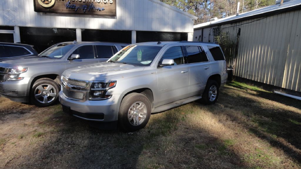 2015 Chevrolet Tahoe Image 2