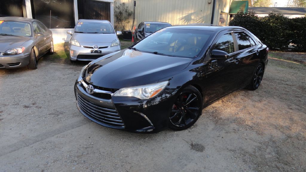 2015 Toyota Camry Image 4