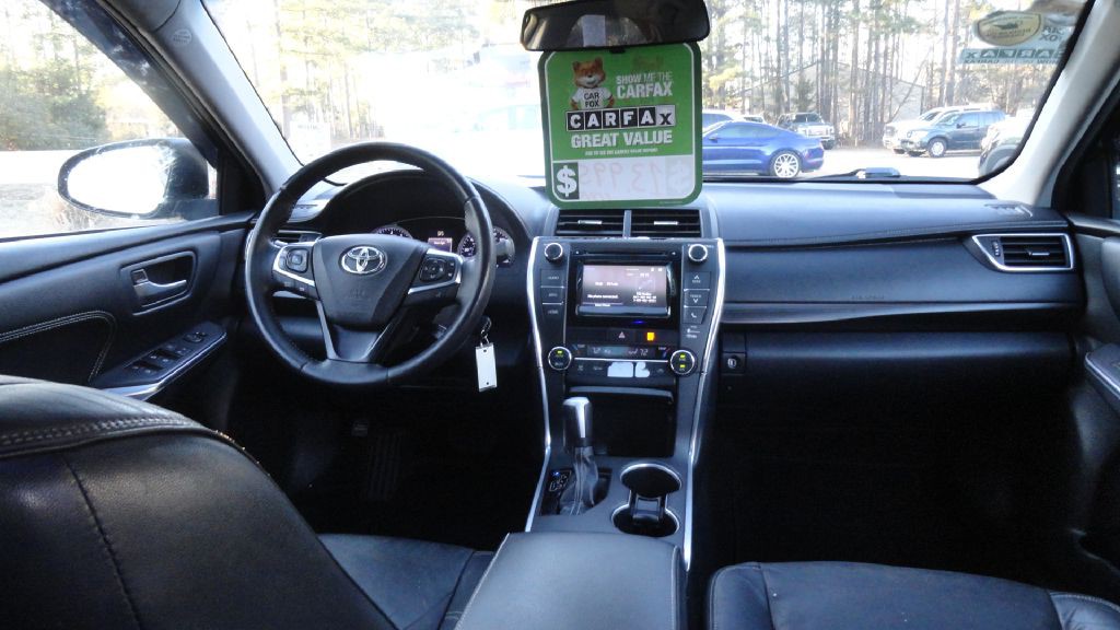 2015 Toyota Camry Image 6