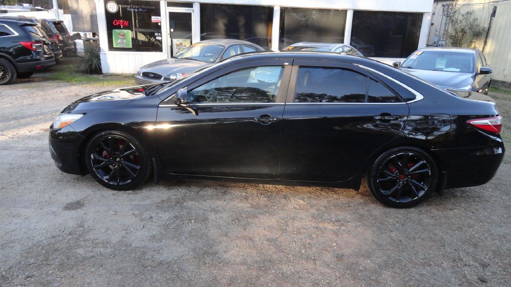 2015 Toyota Camry Image 12