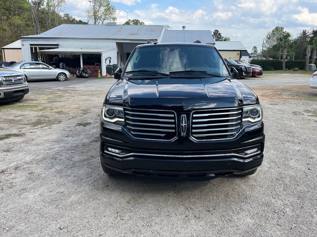 2017 Lincoln Navigator Image 5