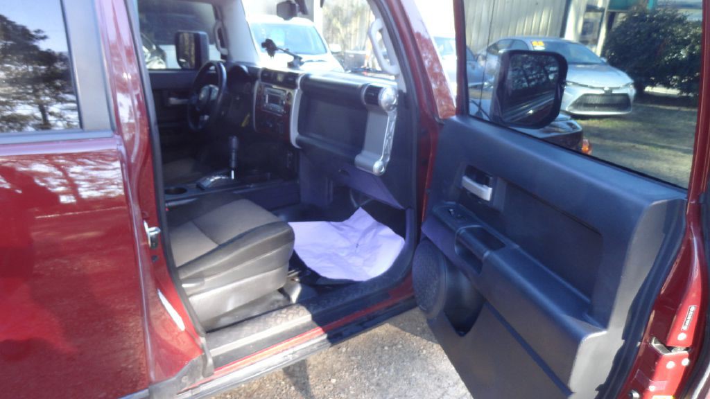 2011 Toyota FJ Cruiser Image 4