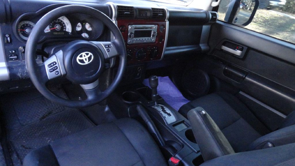 2011 Toyota FJ Cruiser Image 7