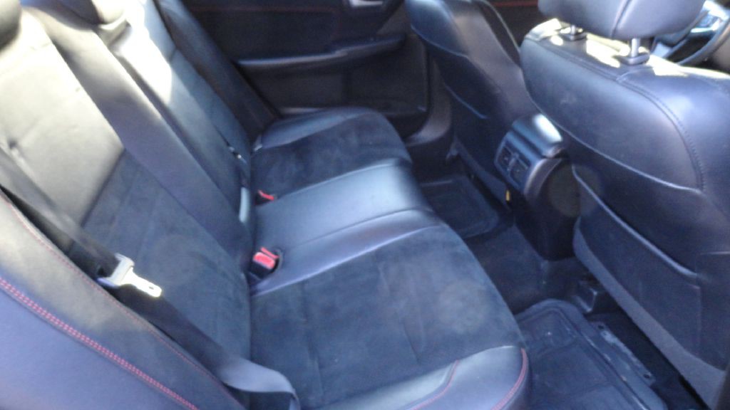 2015 Toyota Camry Image 7
