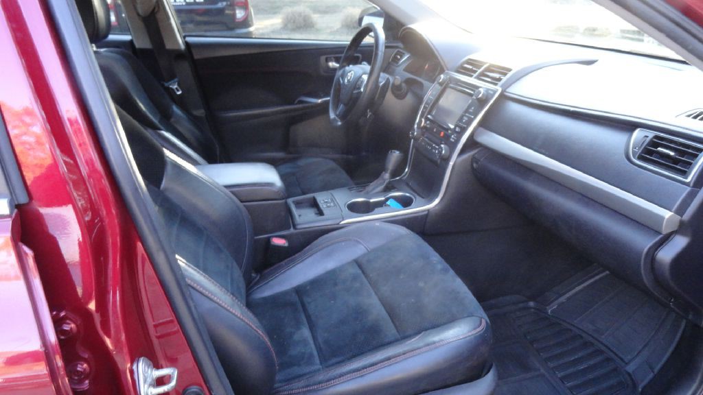 2015 Toyota Camry Image 8