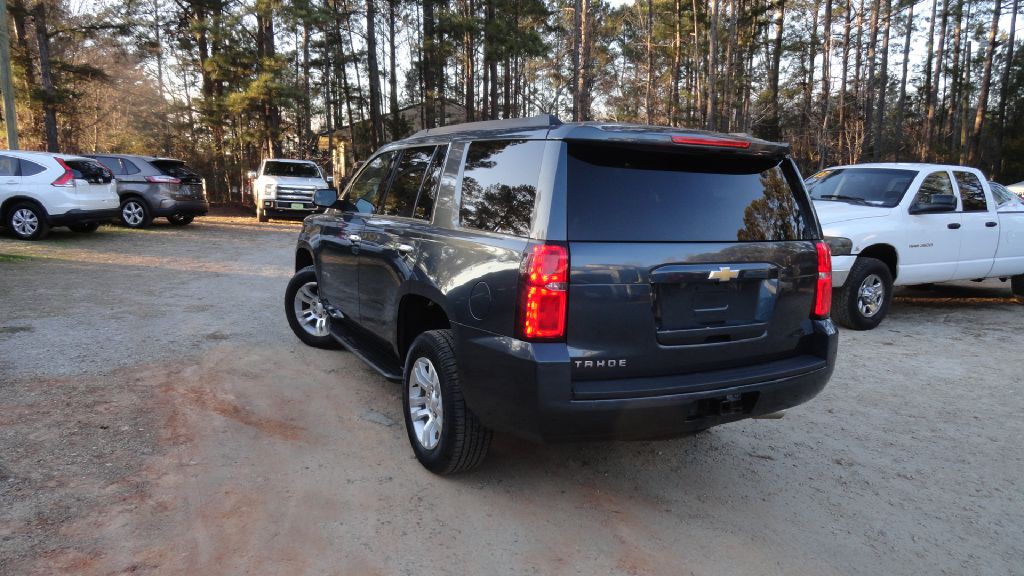 2019 Chevrolet Tahoe Image 3