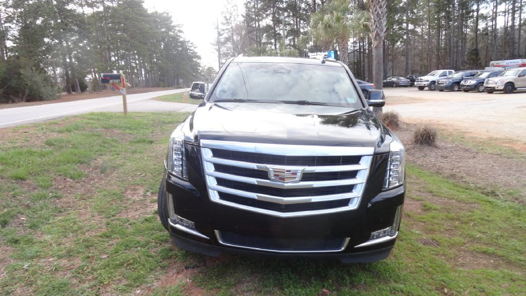 2016 Cadillac Escalade Image 10