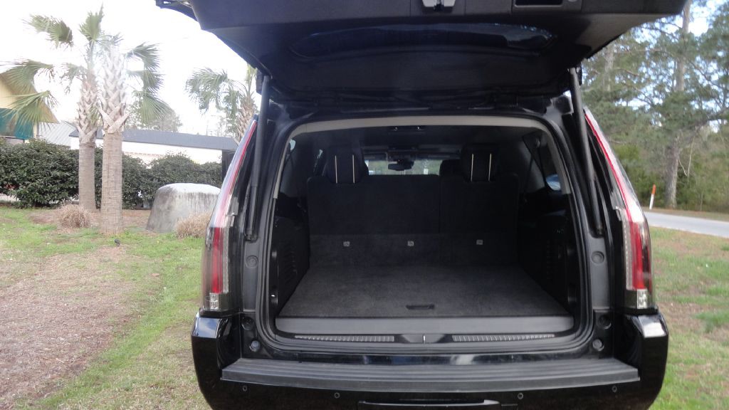 2016 Cadillac Escalade Image 15