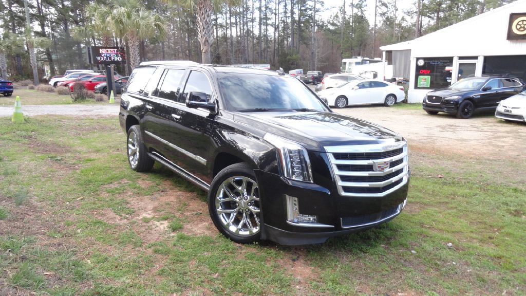 2016 Cadillac Escalade Image 17