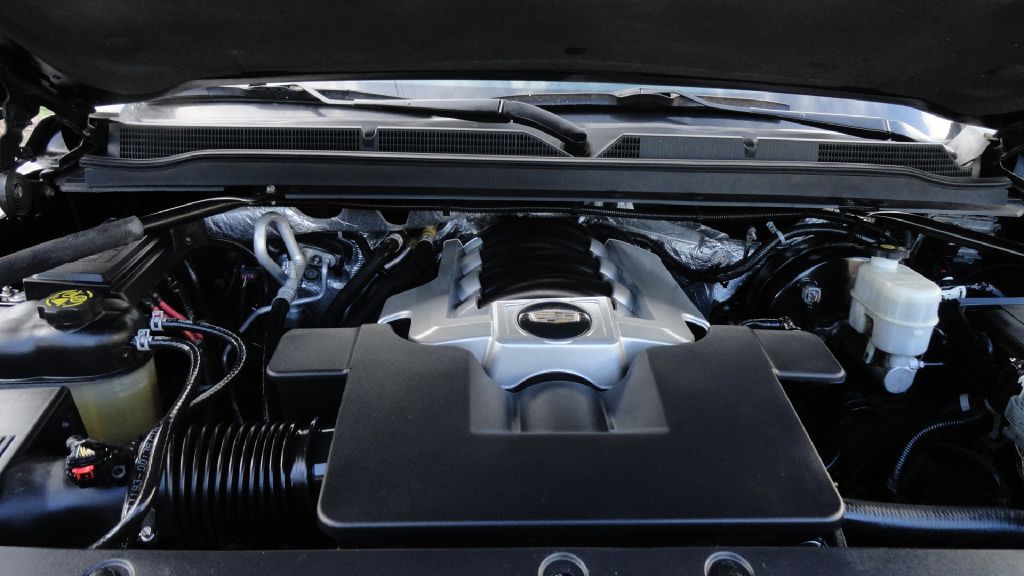 2016 Cadillac Escalade Image 21