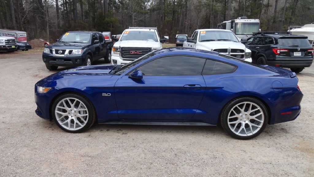 2016 Ford Mustang Image 2