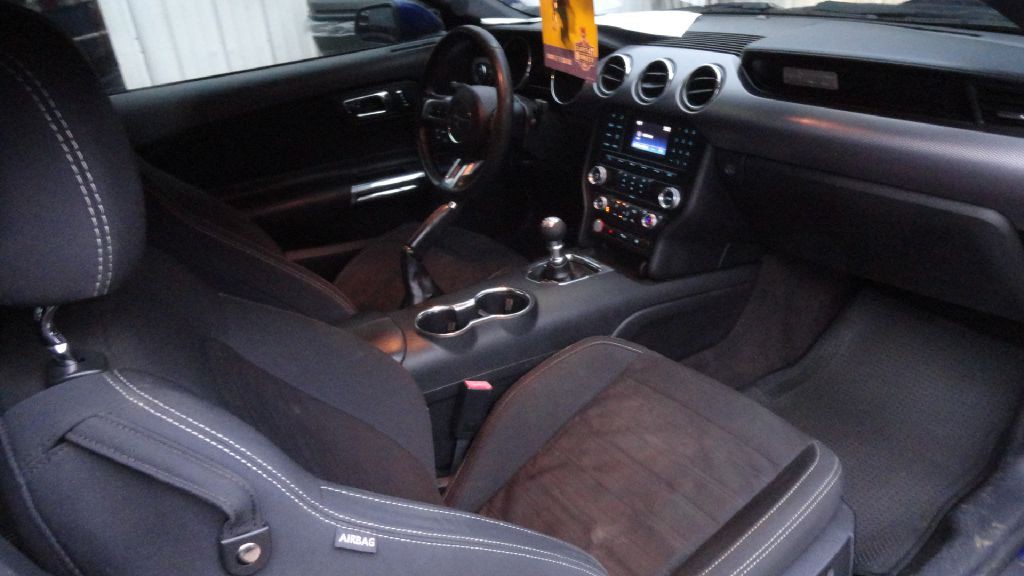 2016 Ford Mustang Image 8