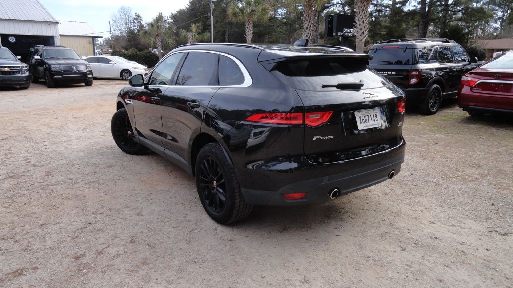 2017 Jaguar F-PACE Image 3