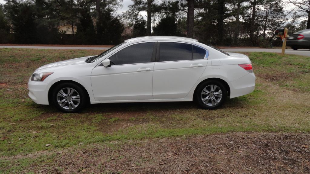 2012 Honda Accord Image 2