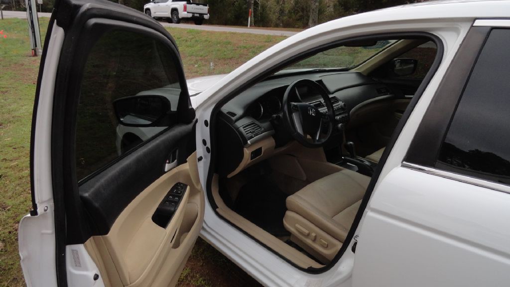 2012 Honda Accord Image 12