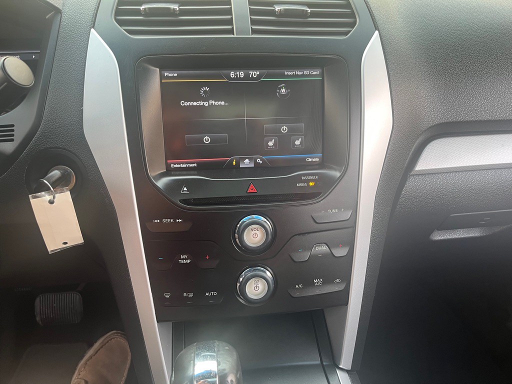 2013 Ford Explorer Image 15