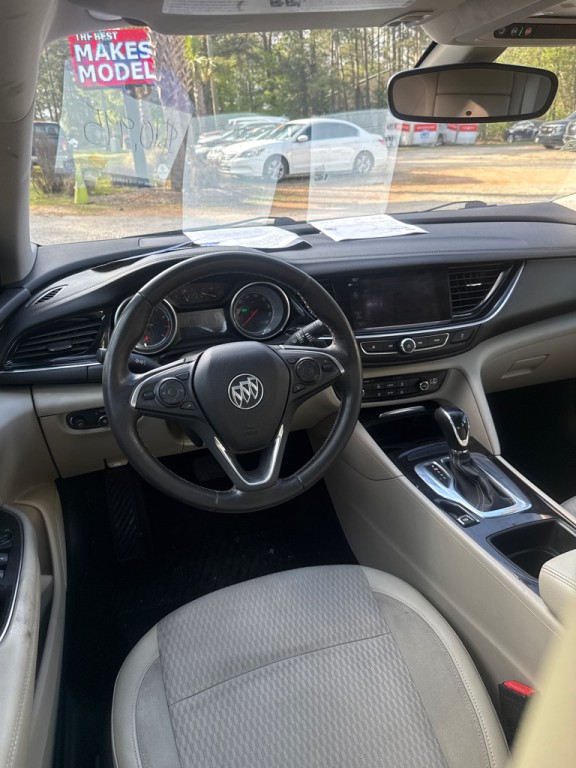 2018 Buick Regal Image 7