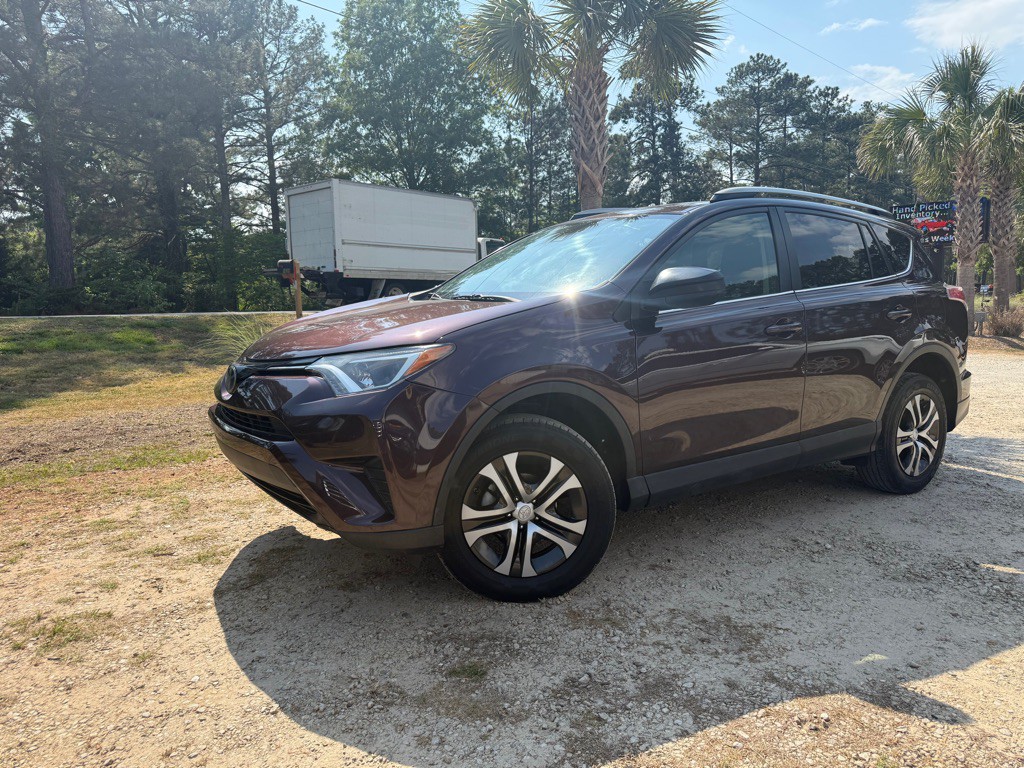 2017 Toyota Rav4 Image 4