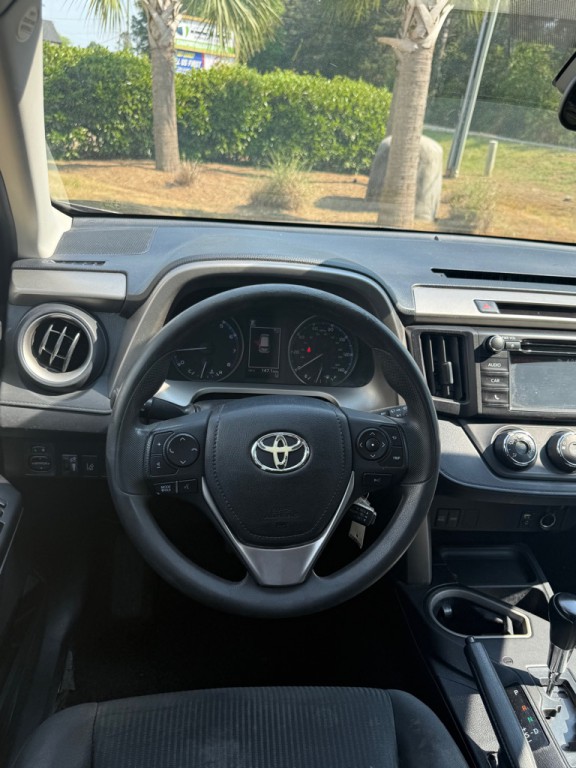 2017 Toyota Rav4 Image 8