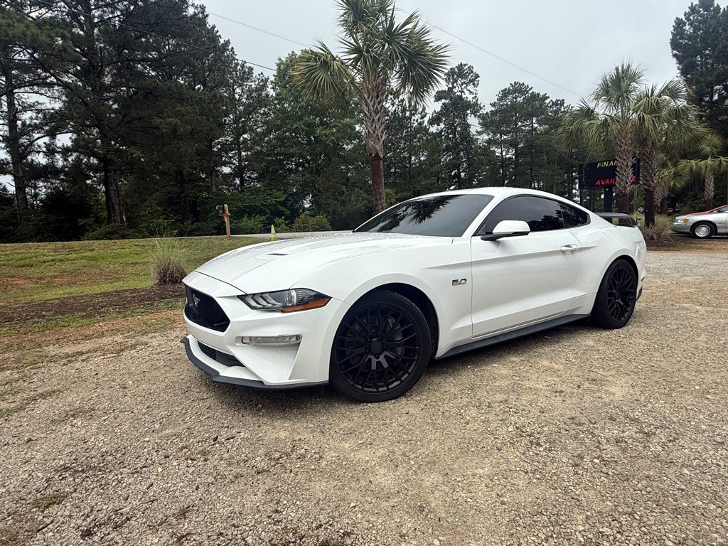 2018 Ford Mustang Image 1