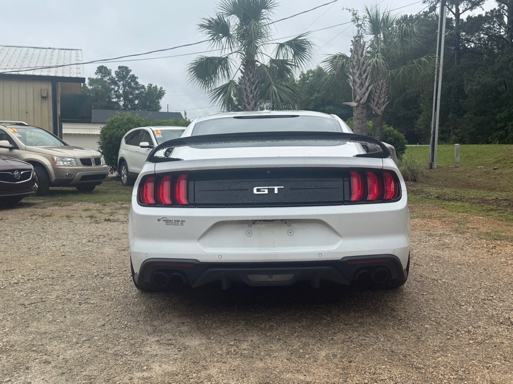 2018 Ford Mustang Image 8