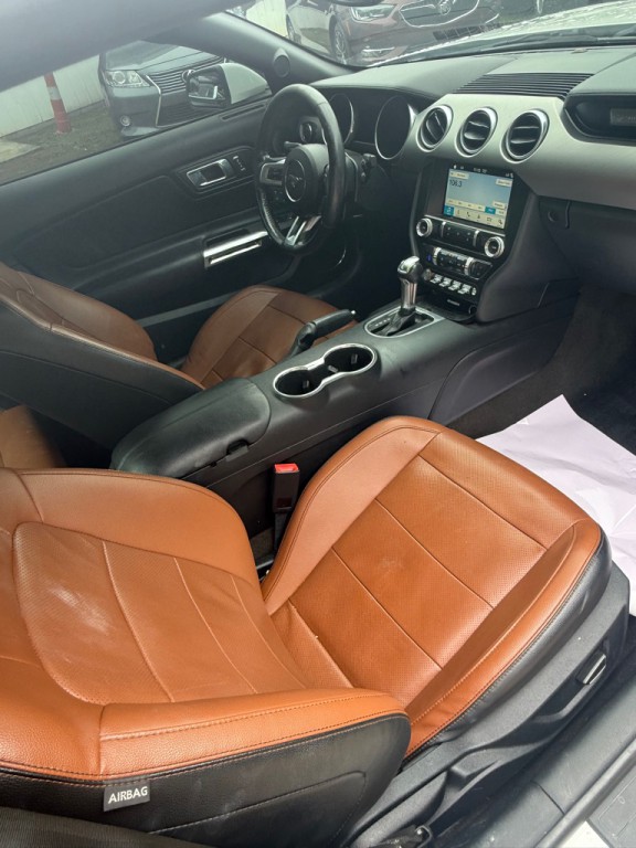 2018 Ford Mustang Image 10
