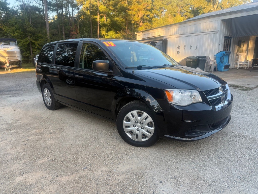 2019 Dodge Grand Caravan Image 1