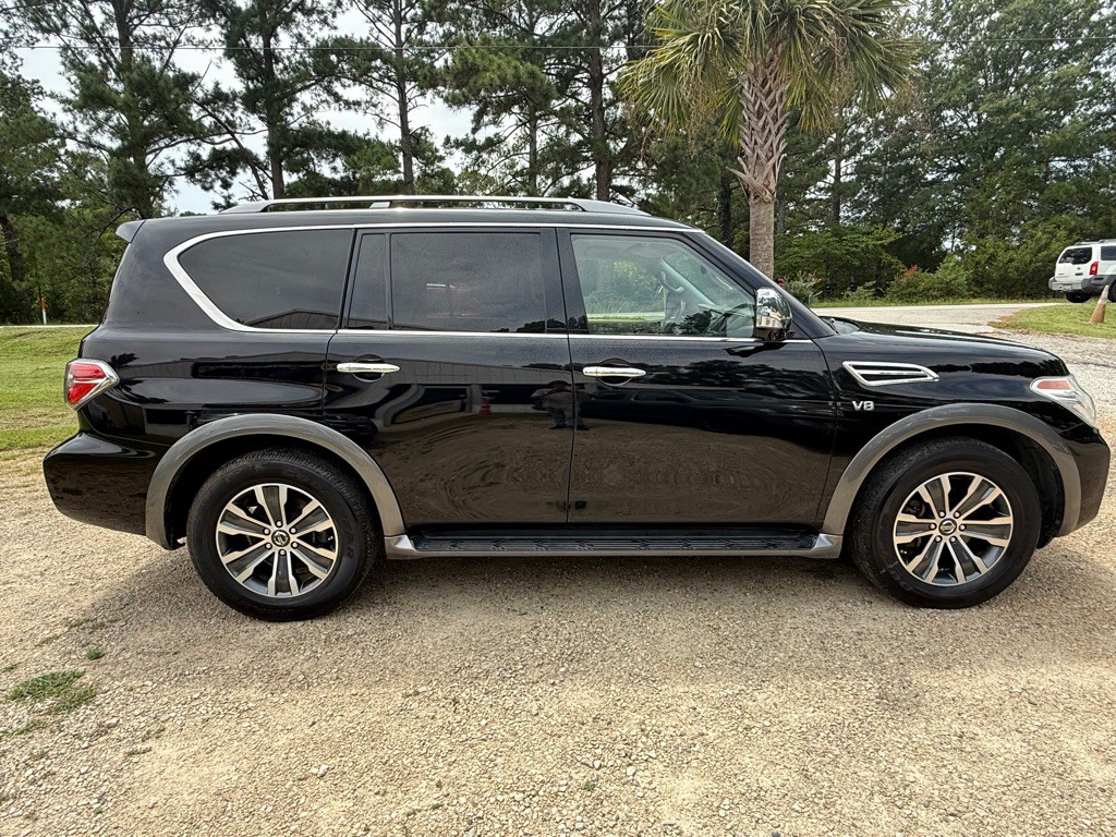 2019 Nissan Armada Image 8