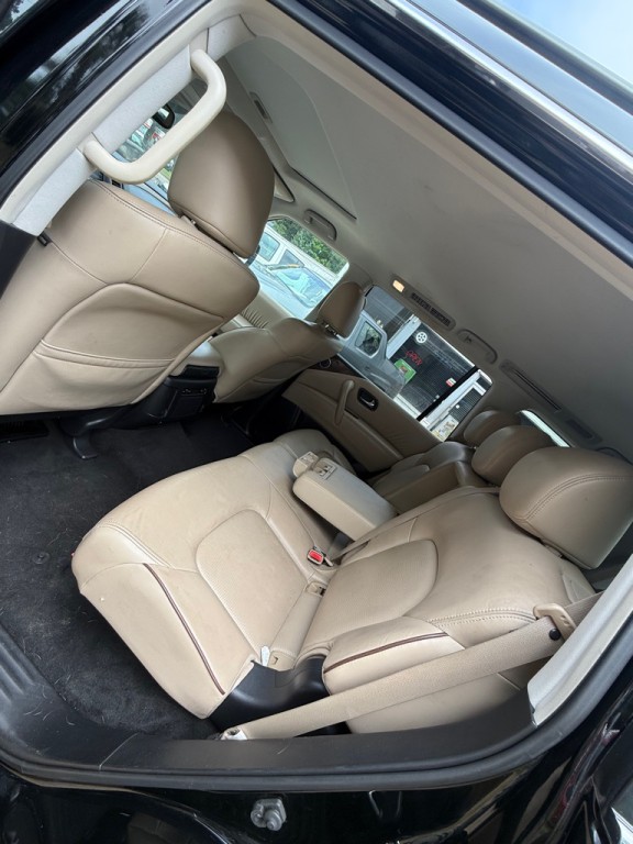 2019 Nissan Armada Image 11