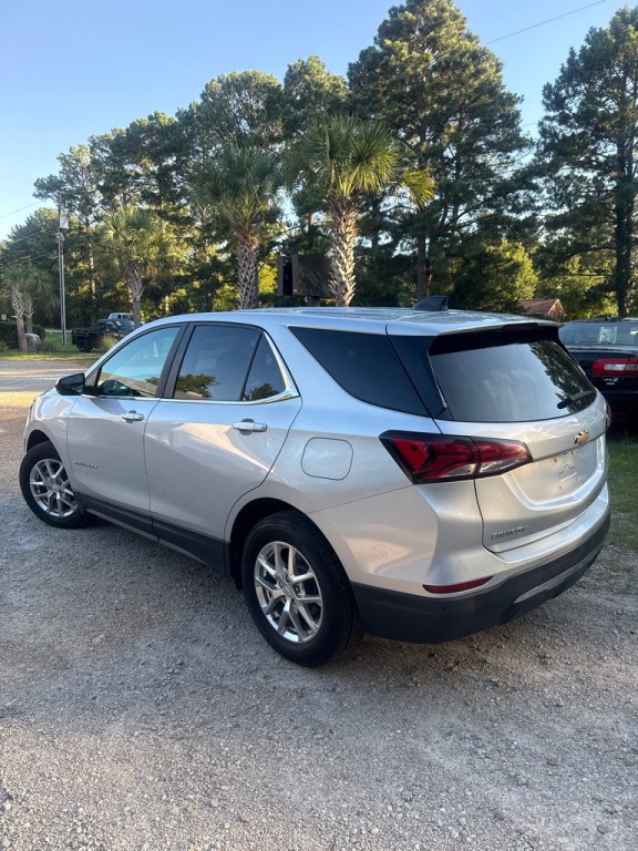 2022 Chevrolet Equinox Image 2