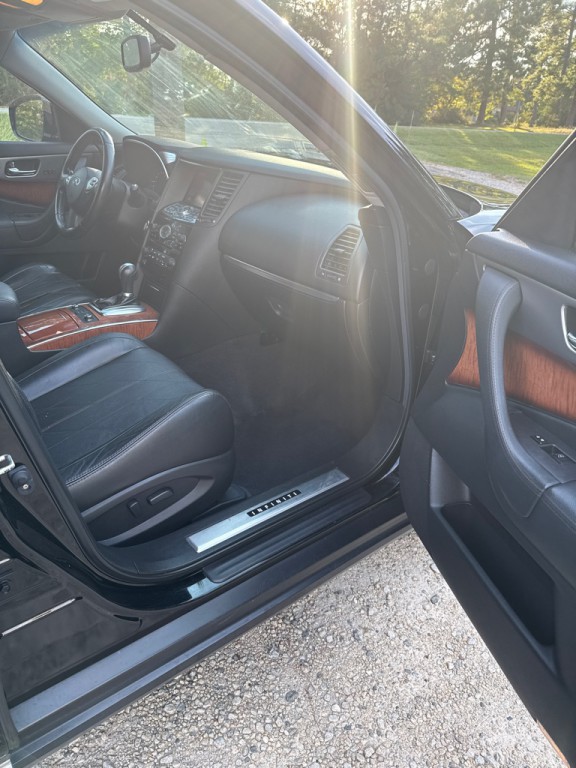 2012 INFINITI FX35 Image 7
