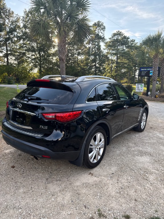 2012 INFINITI FX35 Image 10