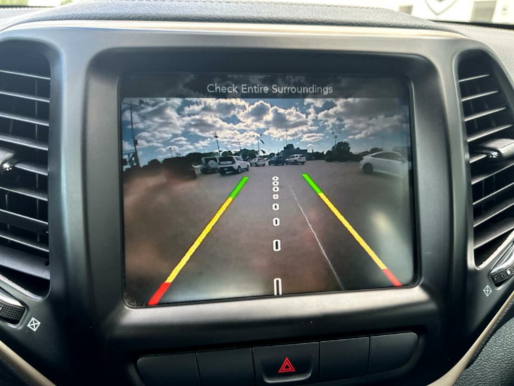 2015 Jeep Cherokee Image 20