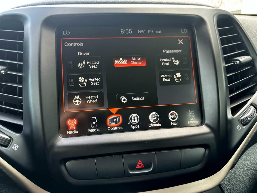 2015 Jeep Cherokee Image 21
