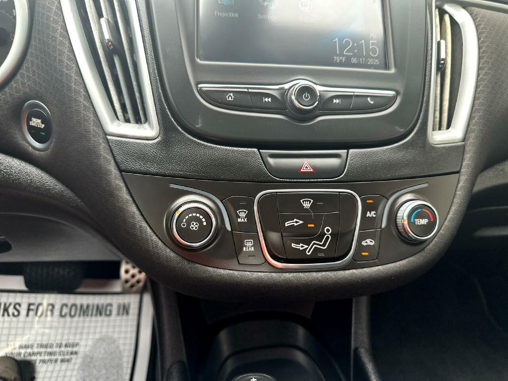 2017 Chevrolet Malibu Image 19