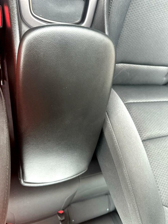 2017 Chevrolet Malibu Image 21
