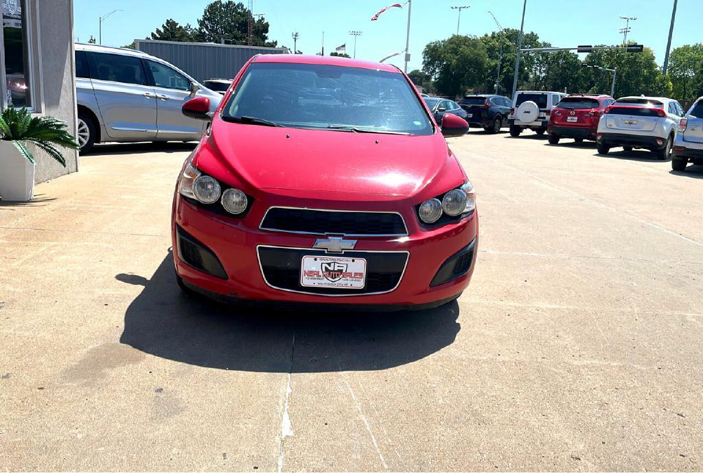 2013 Chevrolet Sonic Image 3