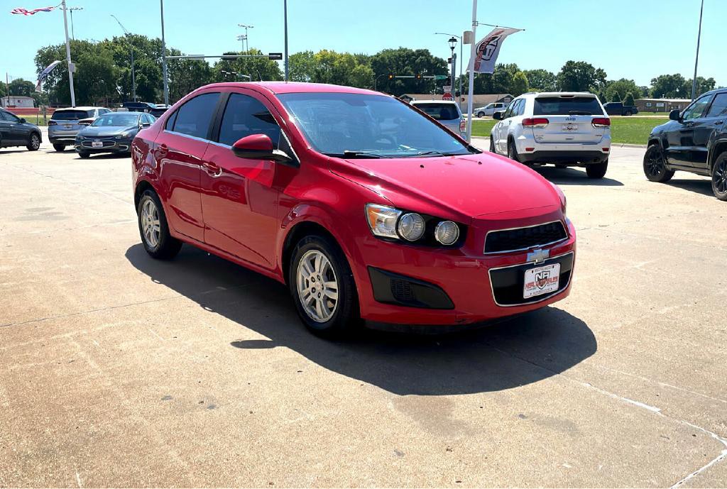 2013 Chevrolet Sonic Image 4