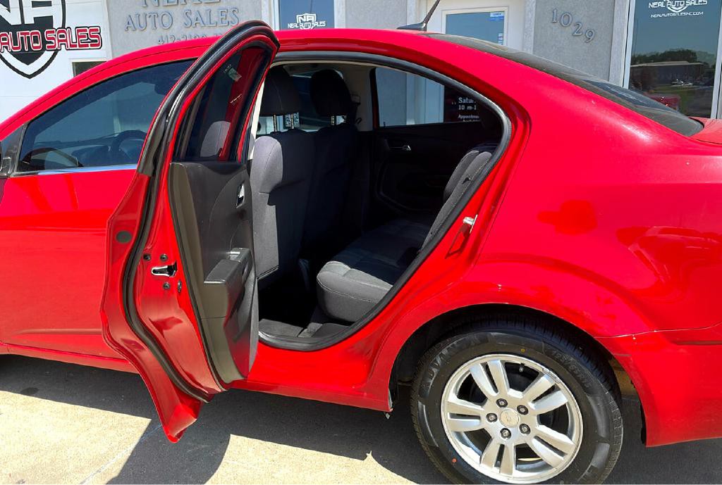 2013 Chevrolet Sonic Image 8