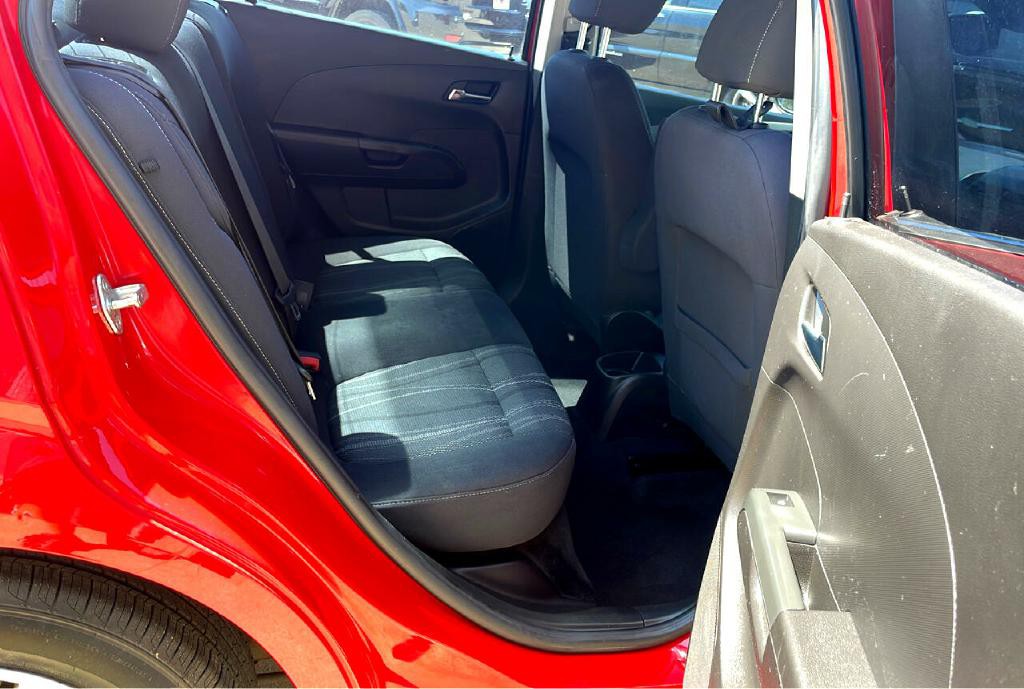2013 Chevrolet Sonic Image 13