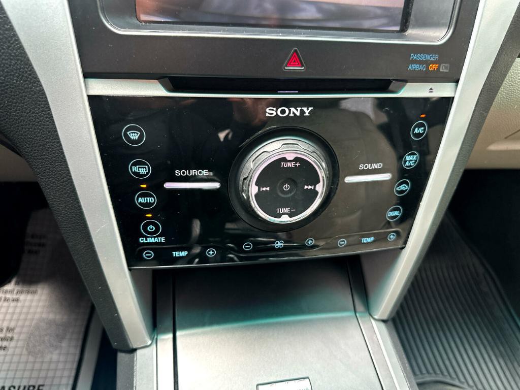 2012 Ford Explorer Image 20