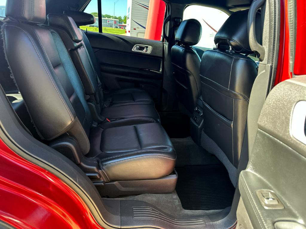 2014 Ford Explorer Image 12