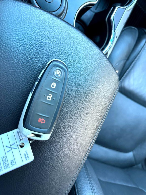 2014 Ford Explorer Image 24