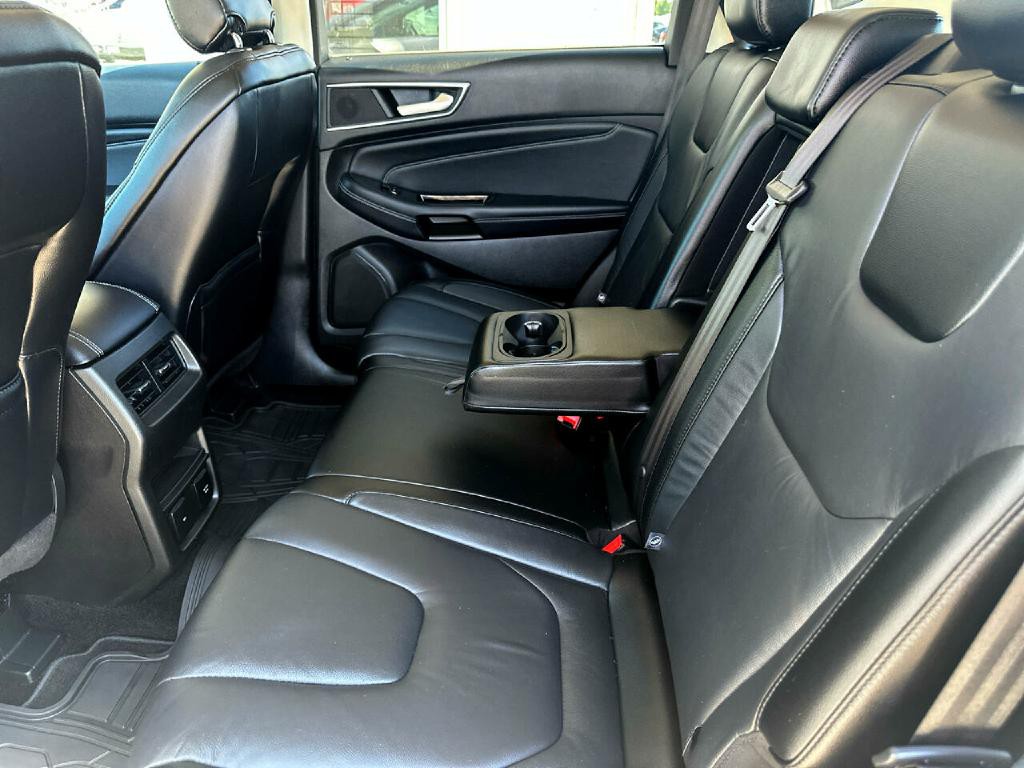 2015 Ford Edge Image 10