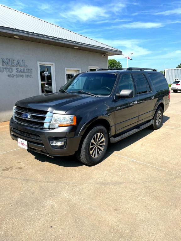 2016 Ford Expedition Image 2
