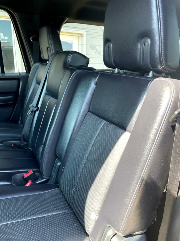 2016 Ford Expedition Image 16