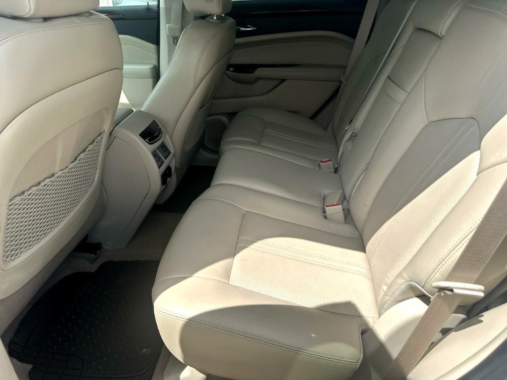 2013 Cadillac SRX Image 10