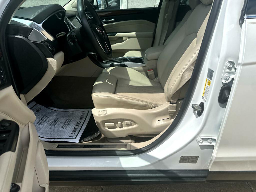 2013 Cadillac SRX Image 12