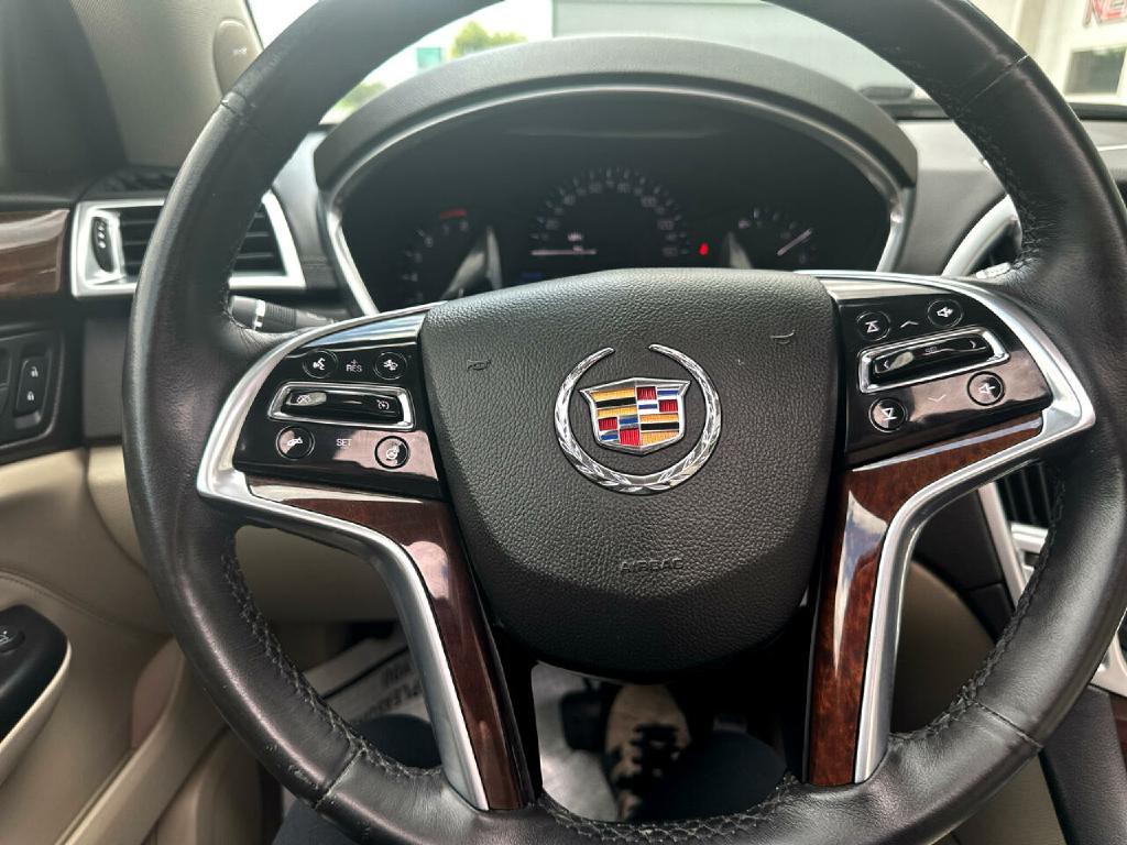2013 Cadillac SRX Image 18