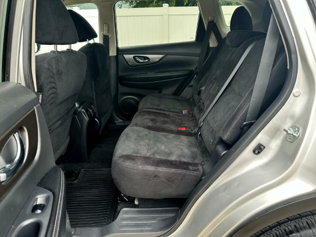2014 Nissan Rogue Image 9